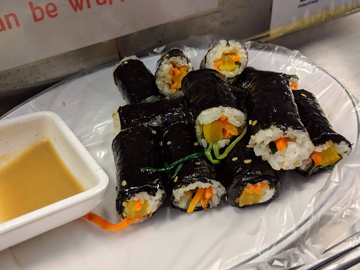 広蔵市場で食べたキンパ