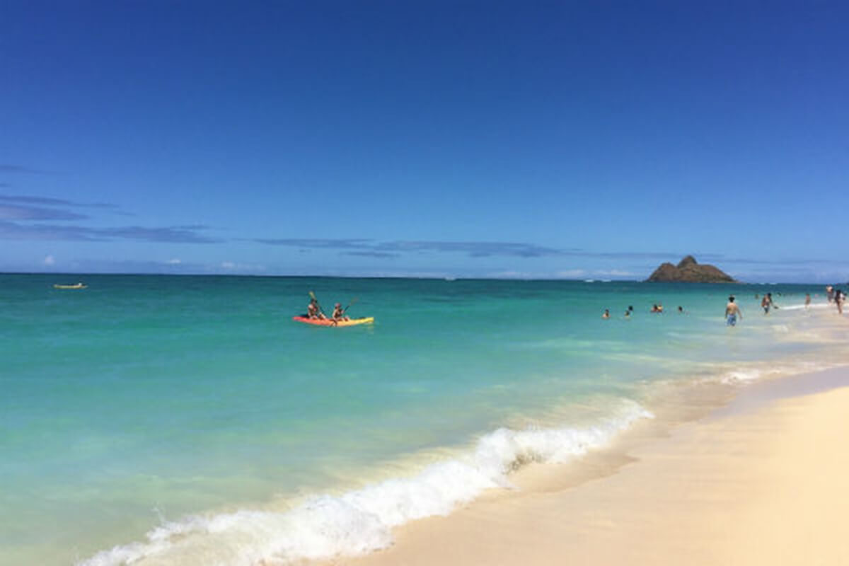 大人女子旅_レンタカーで楽しむハワイ全米No.1ビーチ「ラニカイビーチ」