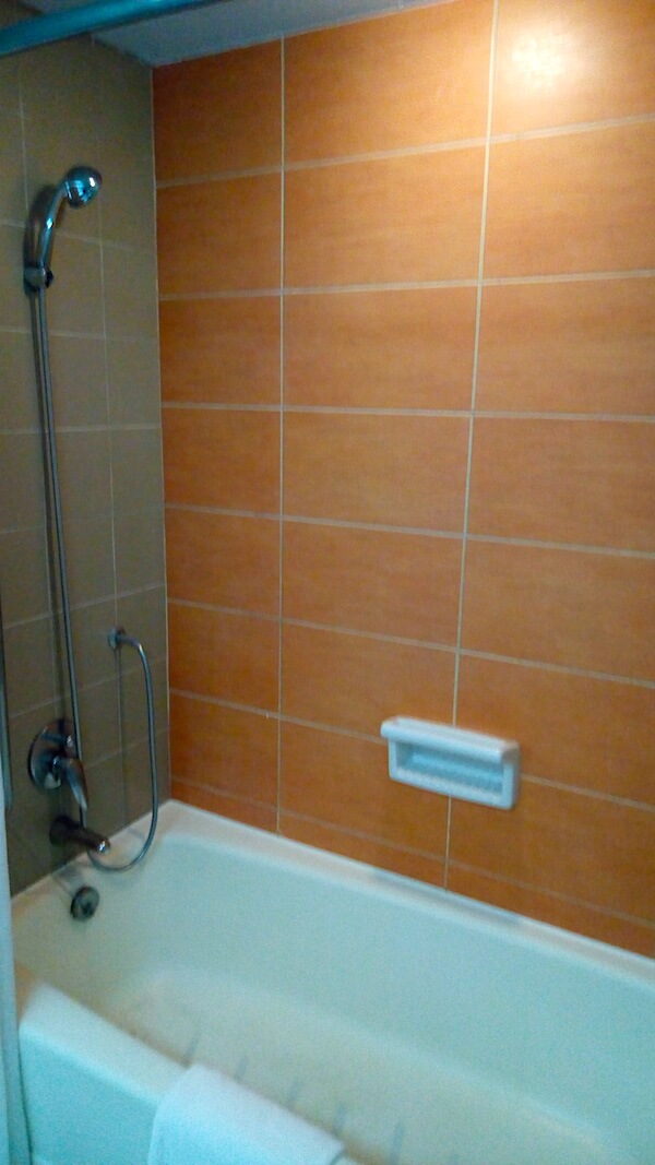 シェラトン・ラグーナ・グアム・リゾートのシャワーの水圧はちょうどいい感じ