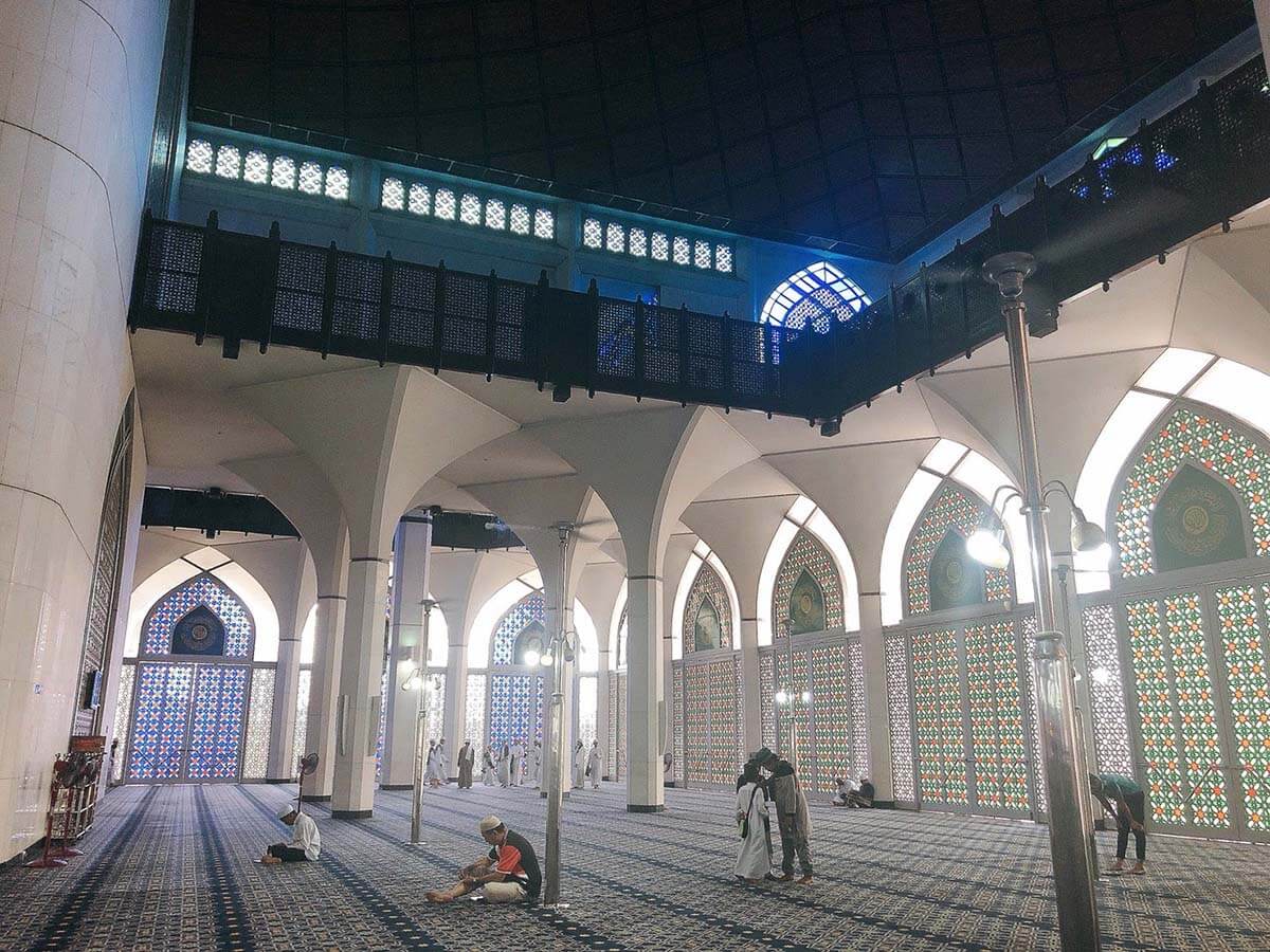マレーシアのブルーモスク内にある礼拝堂