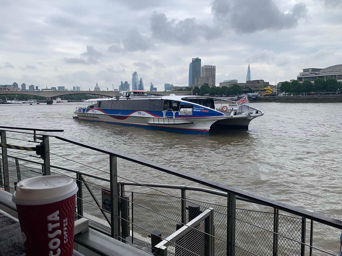 ロンドンの水上バスの乗り方